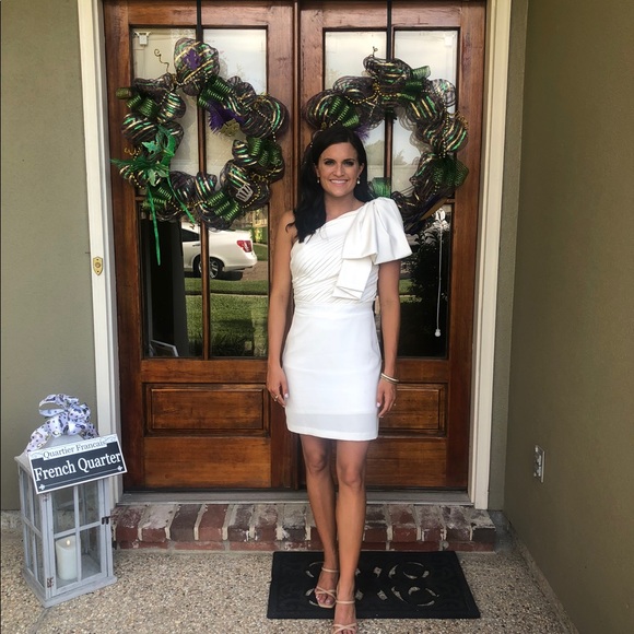 Karlie white one shoulder dress - Picture 2 of 3